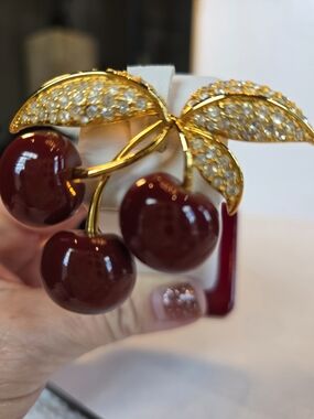 JOAN RIVERS VINTAGE Gold-Tone Cherry Cluster Brooch with Red Enamel Berries